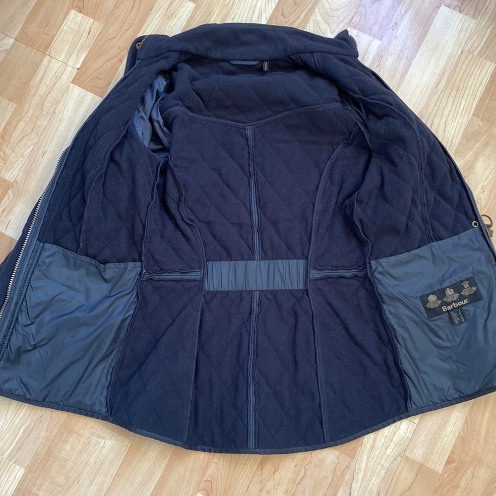 Barbour Calvary Polarquilt Jacket - Picture 6 of 8